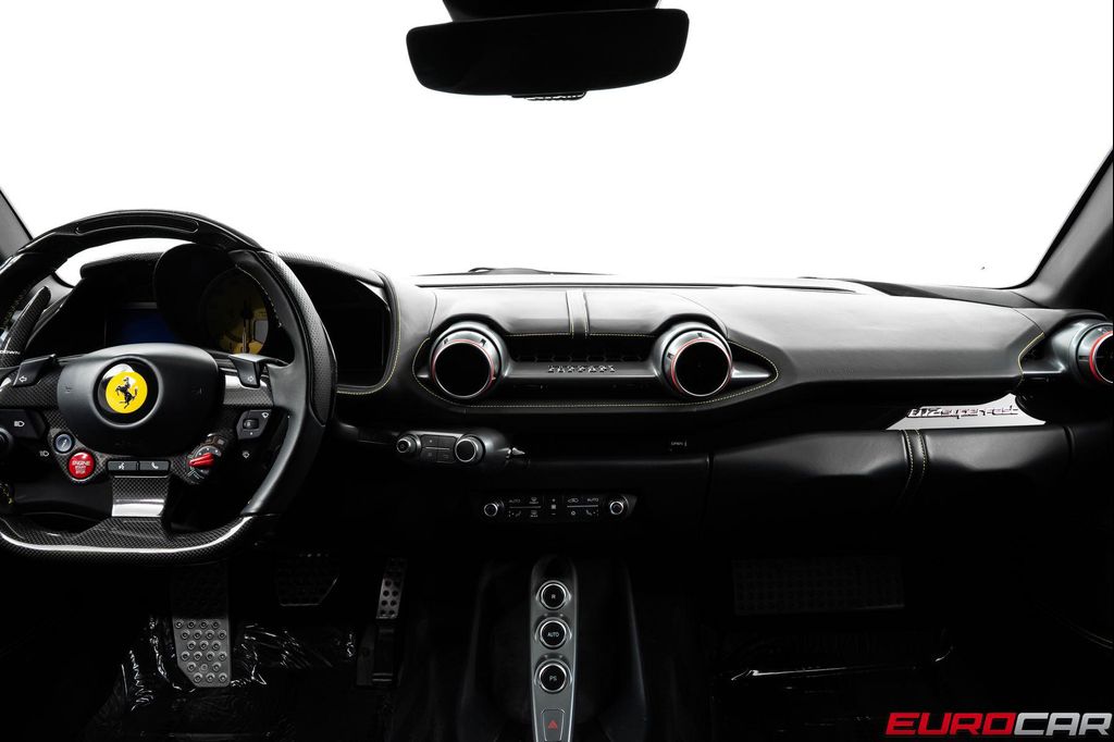 صورة مصغرة 28 لـ 2020 Ferrari 812 SUPERFAST BASE
