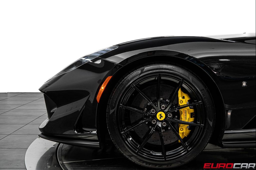 صورة مصغرة 14 لـ 2020 Ferrari 812 SUPERFAST BASE