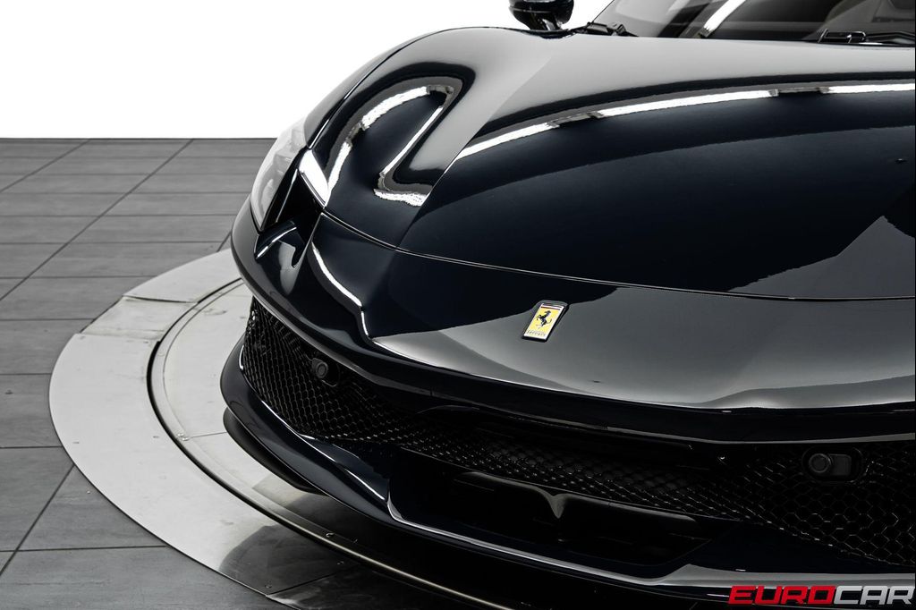 2023 Ferrari 296 GTB BASE thumbnail 12