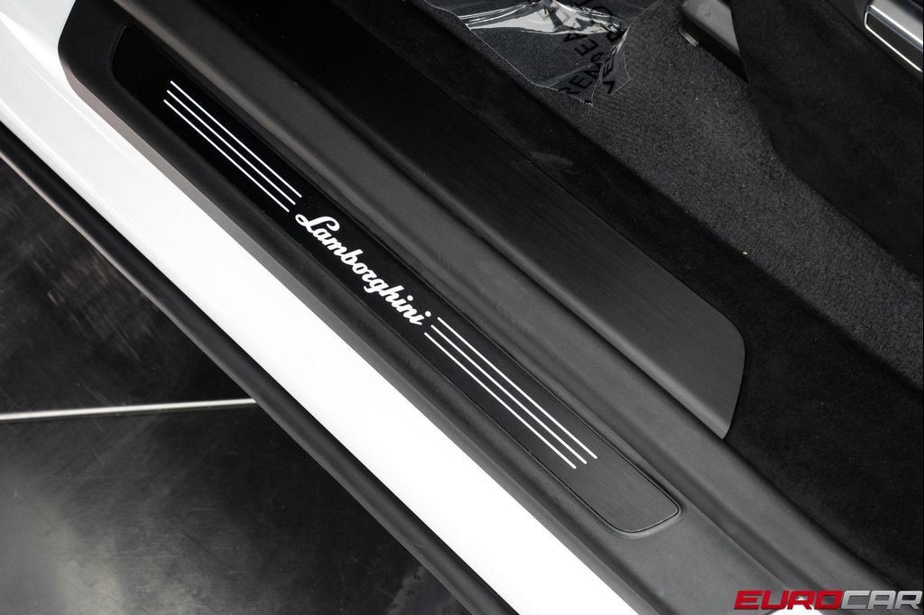 2023 Lamborghini URUS PERFORMANTE — миниатюра 52