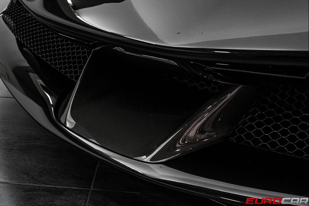 صورة مصغرة 16 لـ 2023 Ferrari SF90 SPIDER BASE