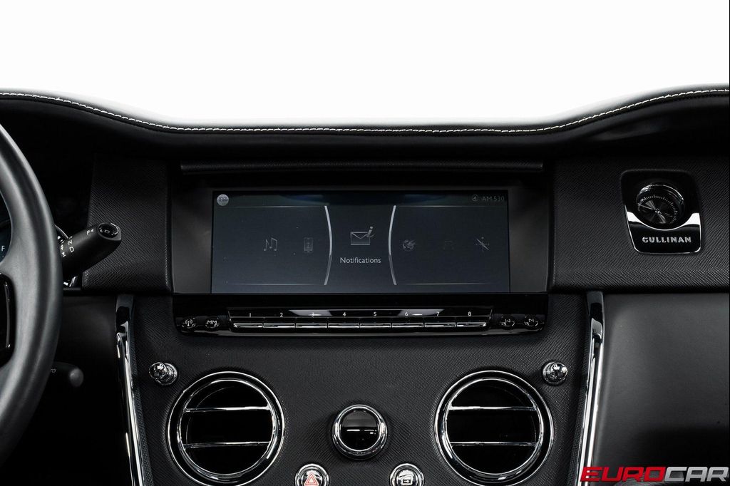 2020 ROLLS-ROYCE CULLINAN — миниатюра 26