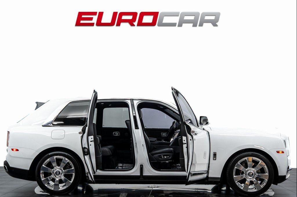 صورة 8 لـ 2020 ROLLS-ROYCE CULLINAN