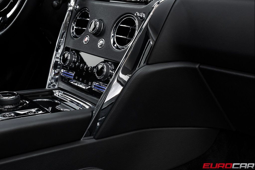 2020 ROLLS-ROYCE CULLINAN — миниатюра 31