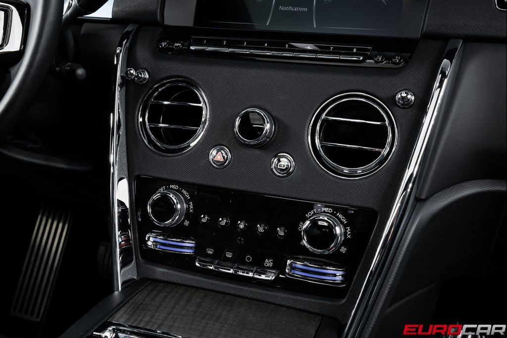 2020 ROLLS-ROYCE CULLINAN — миниатюра 27