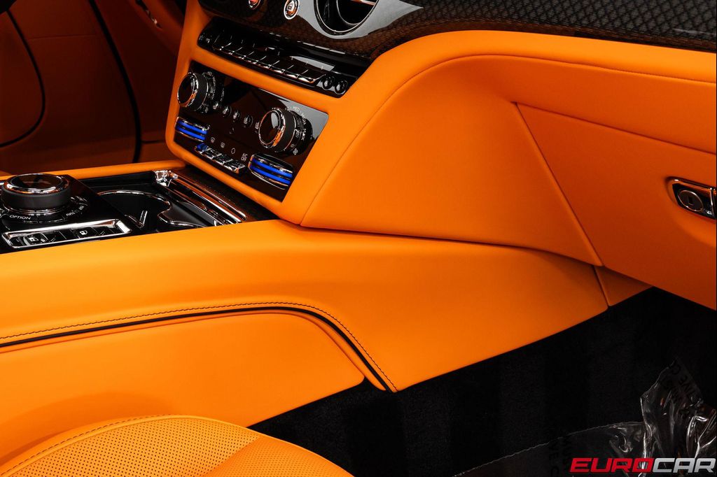 2025 ROLLS-ROYCE SPECTRE — миниатюра 41