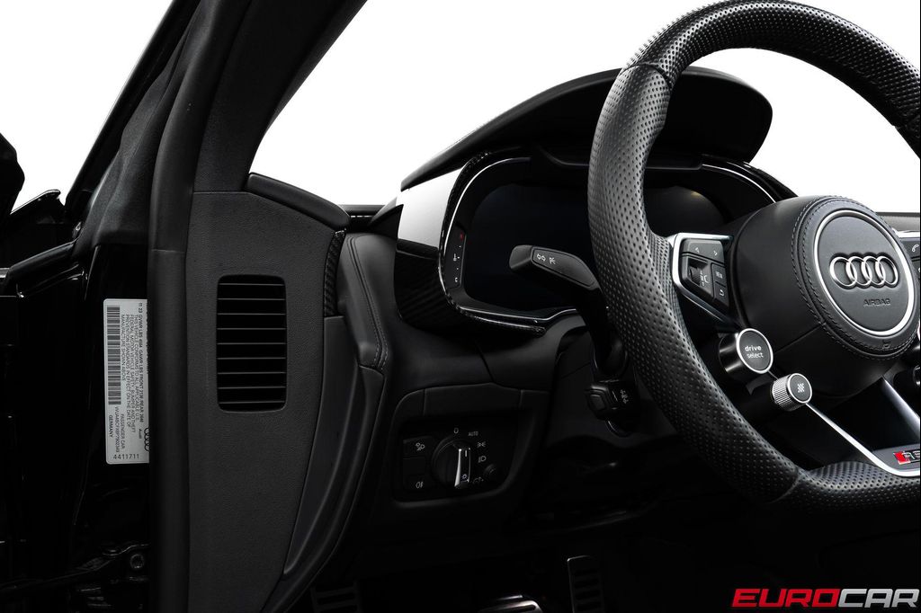 صورة مصغرة 39 لـ 2023 AUDI R8 V10 PERFORMANCE QUATTRO S TRONIC