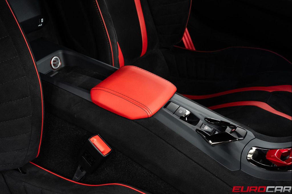 صورة 39 لـ 2023 Lamborghini HURACAN STO COUPE