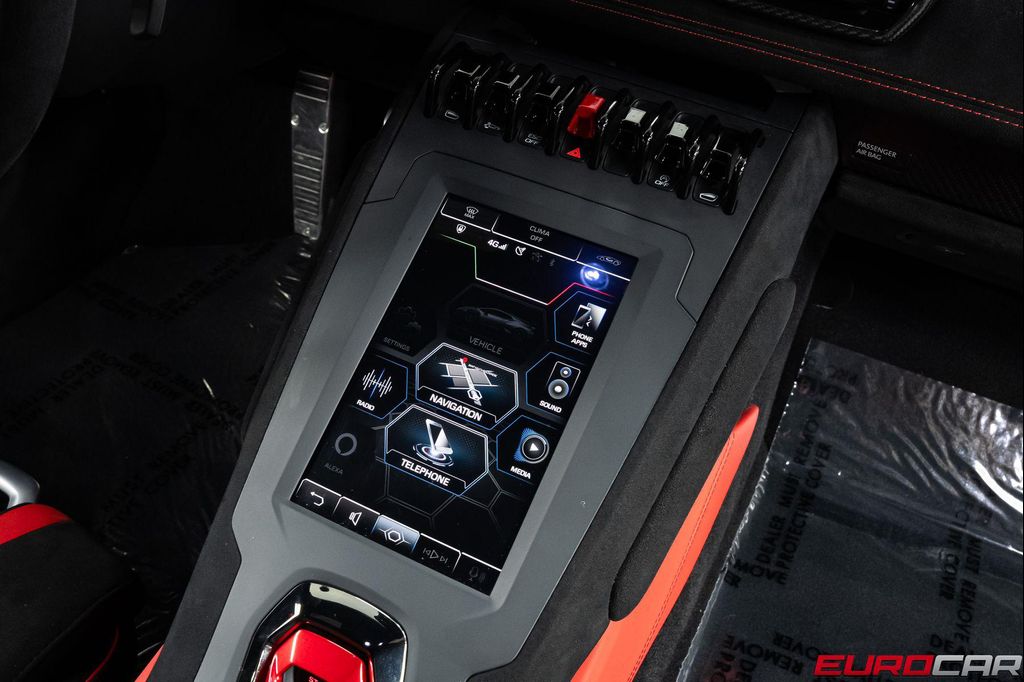 صورة 36 لـ 2023 Lamborghini HURACAN STO COUPE
