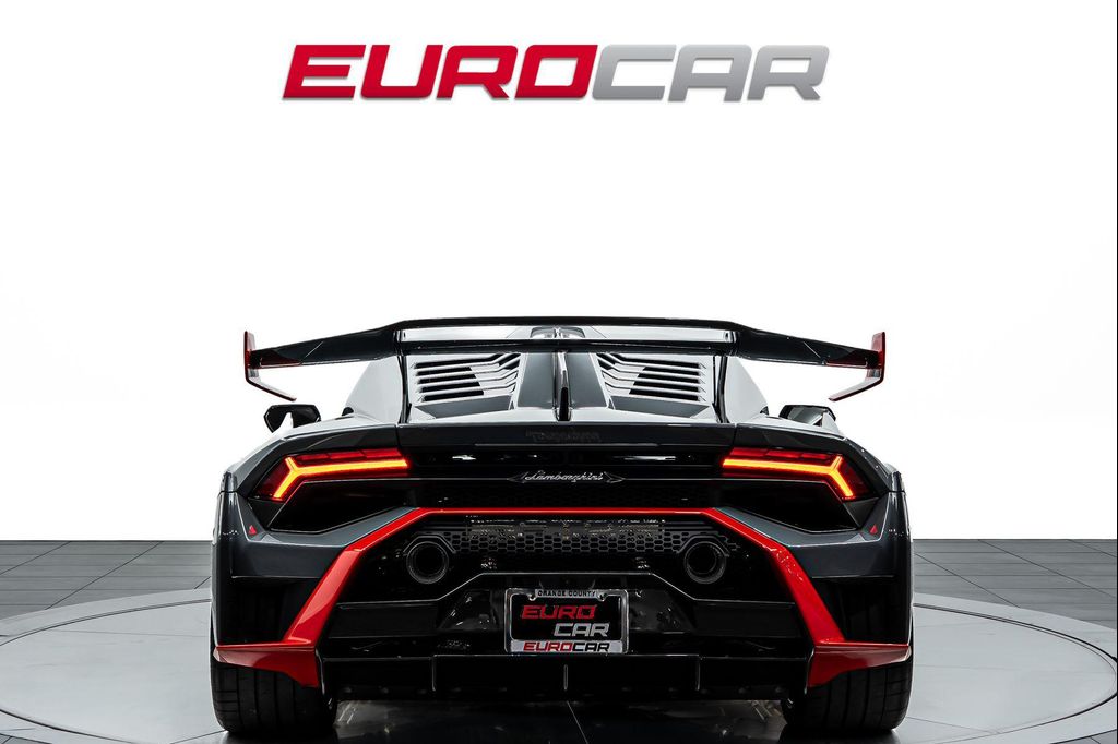 صورة 4 لـ 2023 Lamborghini HURACAN STO COUPE