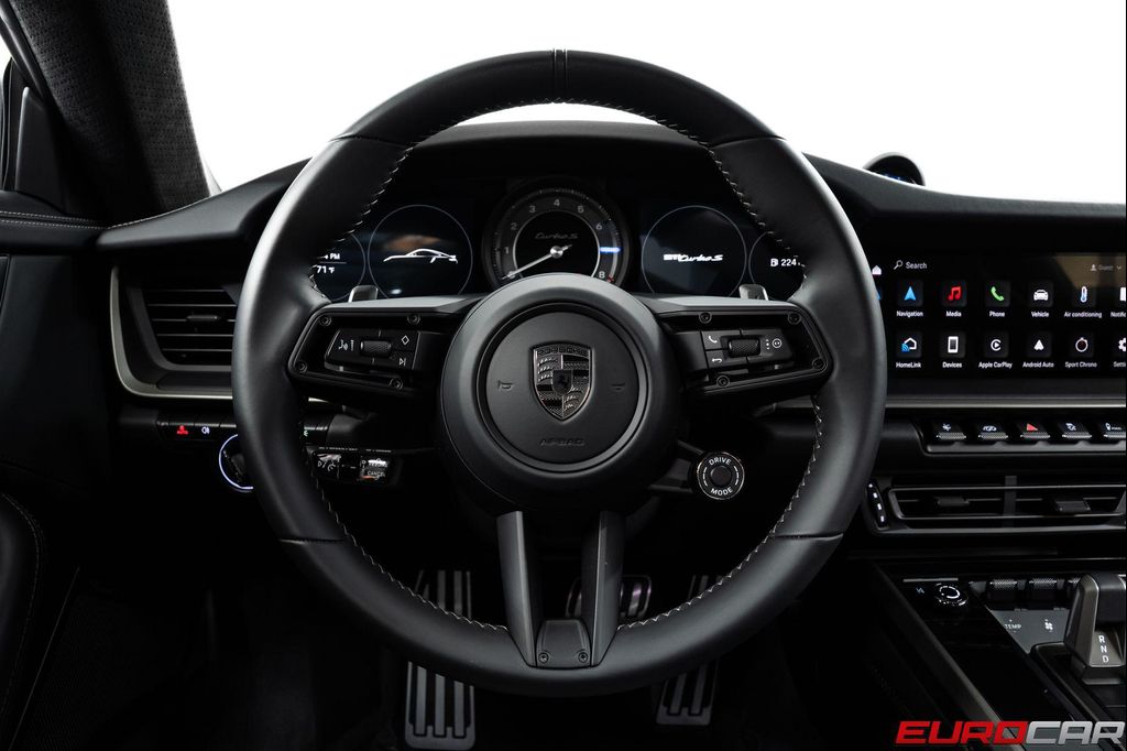 صورة مصغرة 33 لـ 2025 Porsche 911 TURBO