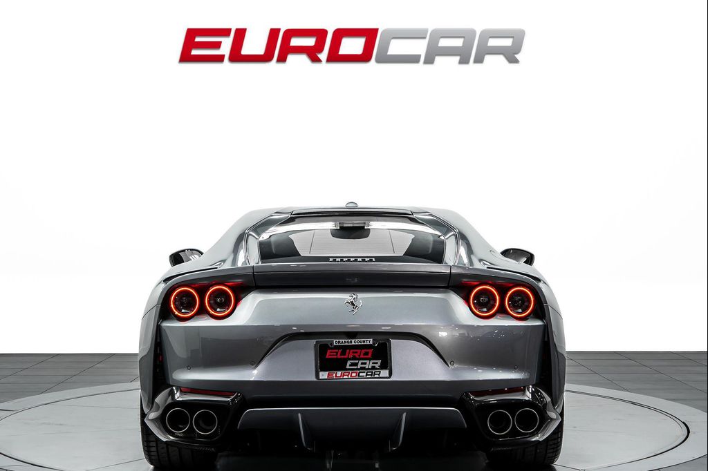 صورة 4 لـ 2020 Ferrari 812 SUPERFAST BASE