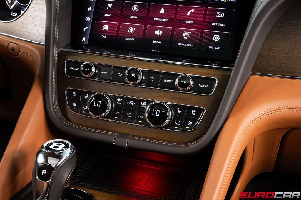 صورة مصغرة 29 لـ 2024 Bentley BENTAYGA V8