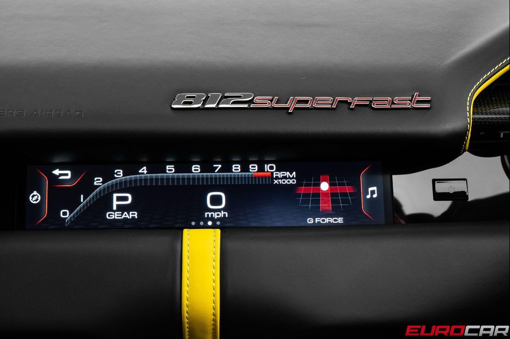 2021 Ferrari 812 SUPERFAST BASE — миниатюра 36