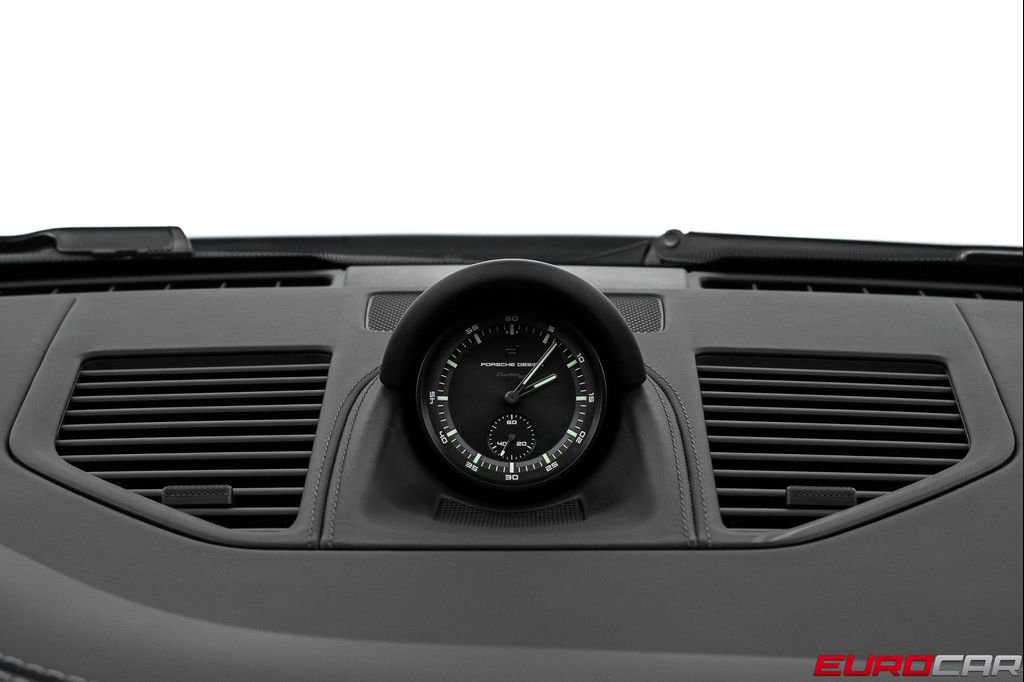 2025 Porsche 911 TURBO — миниатюра 31