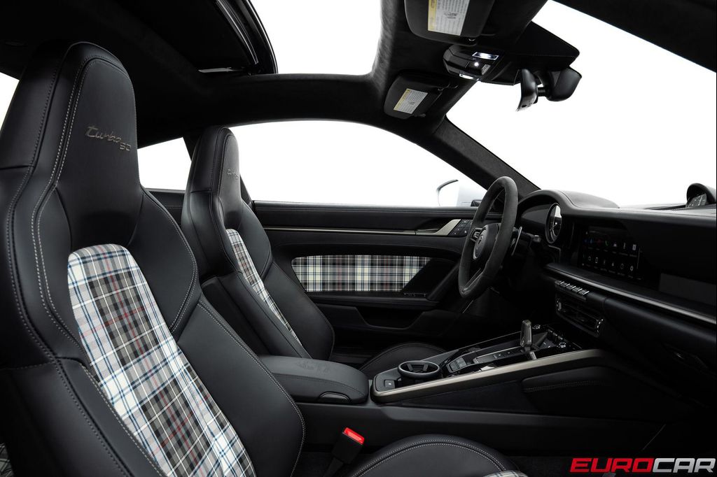 2025 Porsche 911 TURBO — миниатюра 41