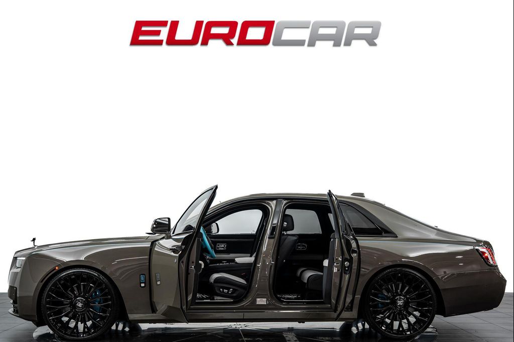 صورة 3 لـ 2025 ROLLS-ROYCE GHOST