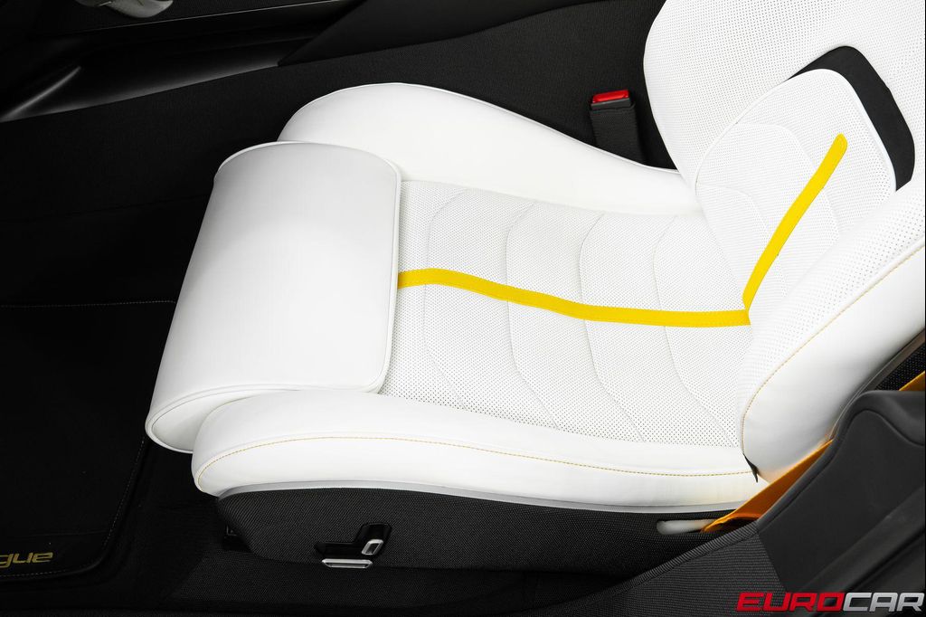 2024 Ferrari PUROSANGUE BASE 照片 54