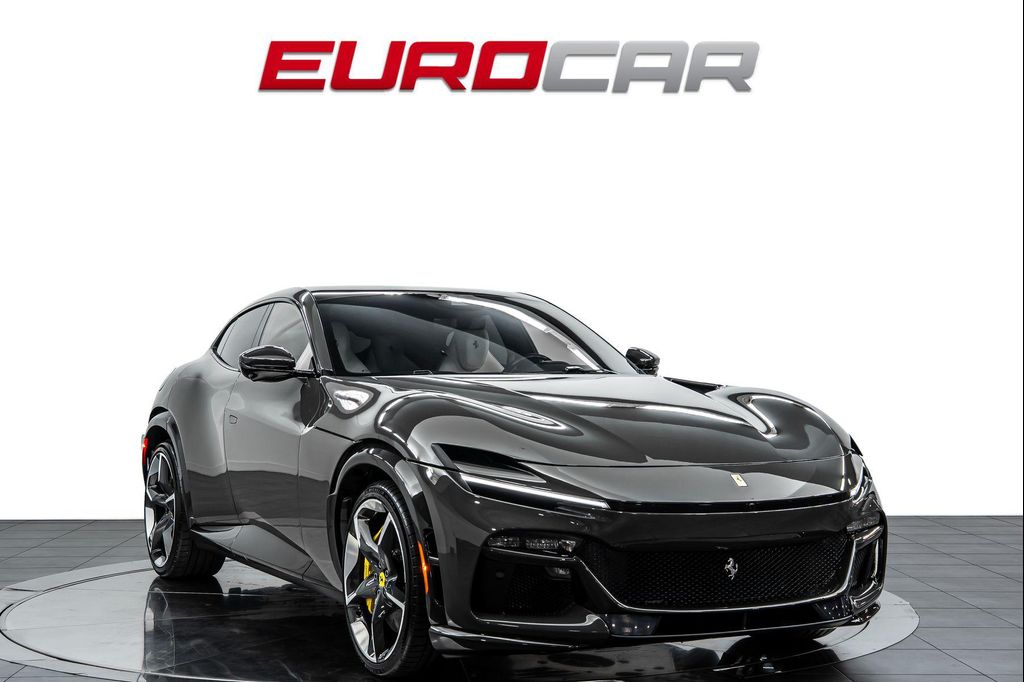 2024 Ferrari PUROSANGUE BASE 照片 9