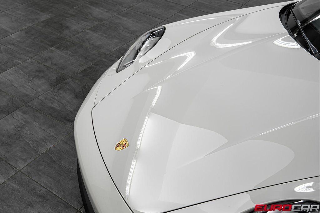 2026 Porsche 911 CARRERA 4 GTS 缩略图 11