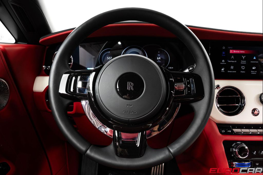 2024 ROLLS-ROYCE SPECTRE — миниатюра 27