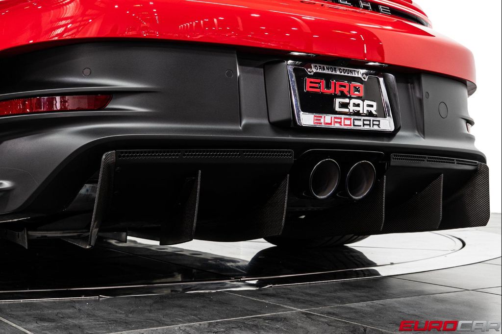2025 Porsche 911 GT3 RS 缩略图 29