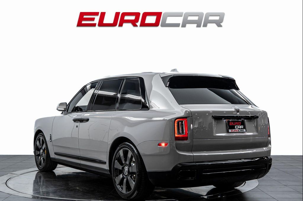 2024 ROLLS-ROYCE CULLINAN photo 4