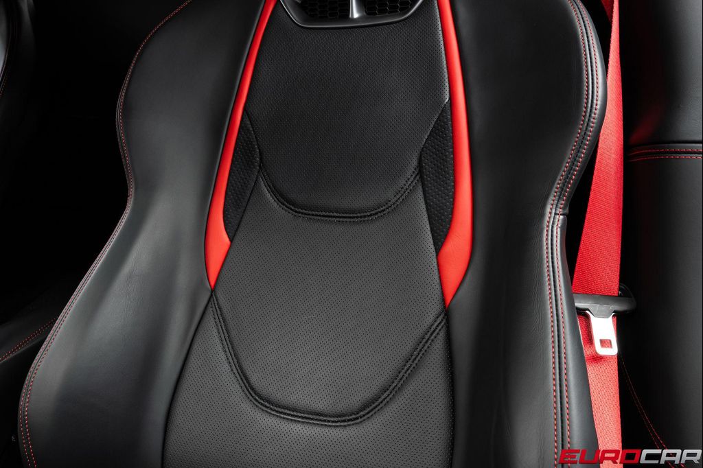 2022 Ferrari 296 GTB BASE 缩略图 41