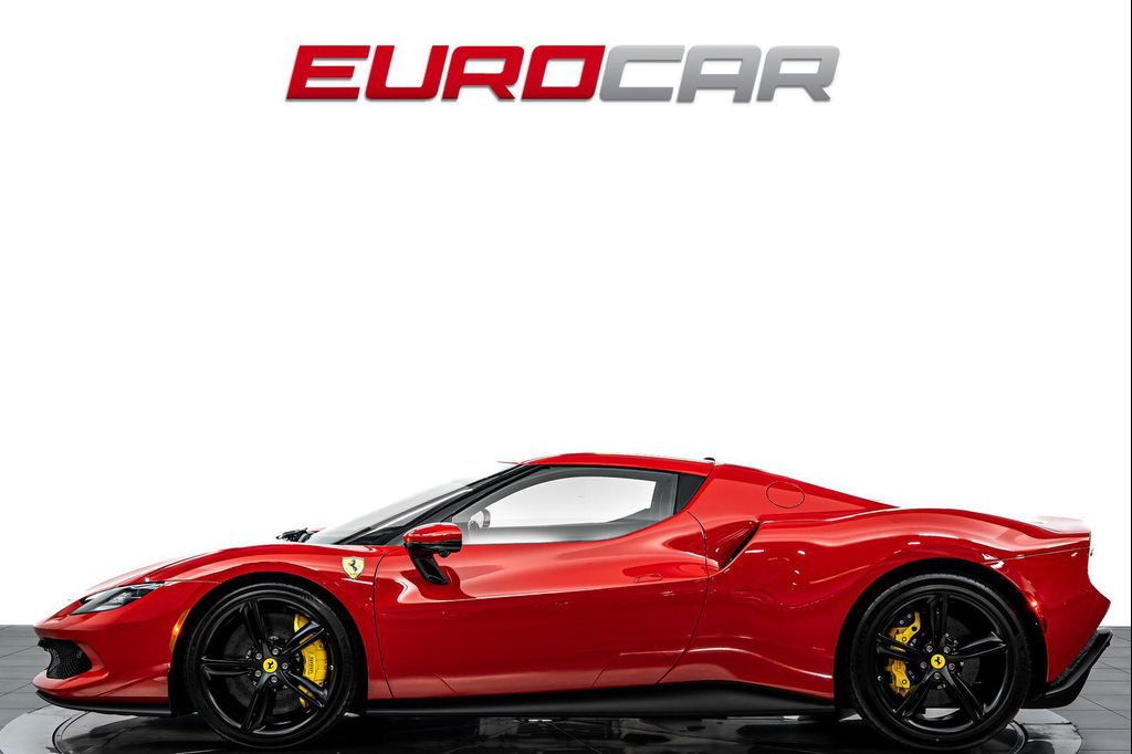 2022 Ferrari 296 GTB BASE 缩略图 2