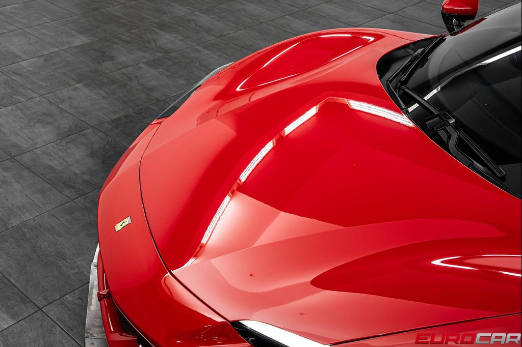 2022 Ferrari 296 GTB BASE 缩略图 9