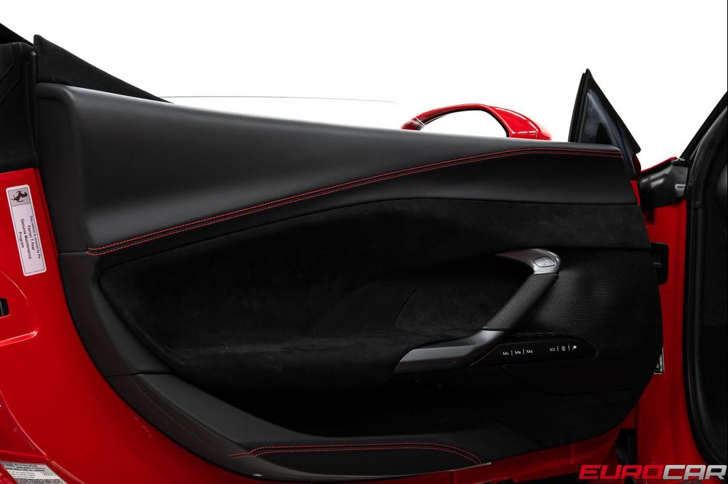 2022 Ferrari 296 GTB BASE 缩略图 25