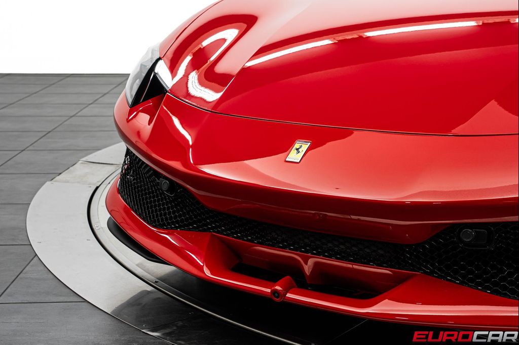 2022 Ferrari 296 GTB BASE 缩略图 12