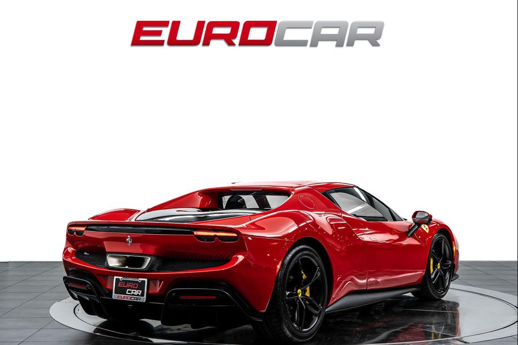2022 Ferrari 296 GTB BASE 缩略图 5