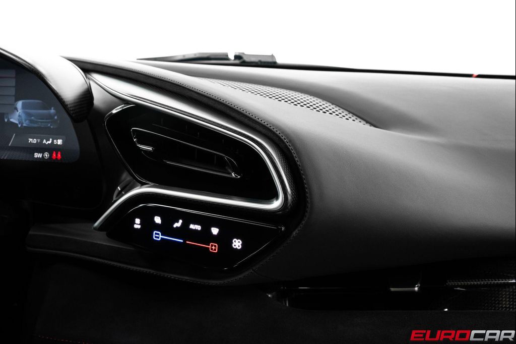 2022 Ferrari 296 GTB BASE 缩略图 29