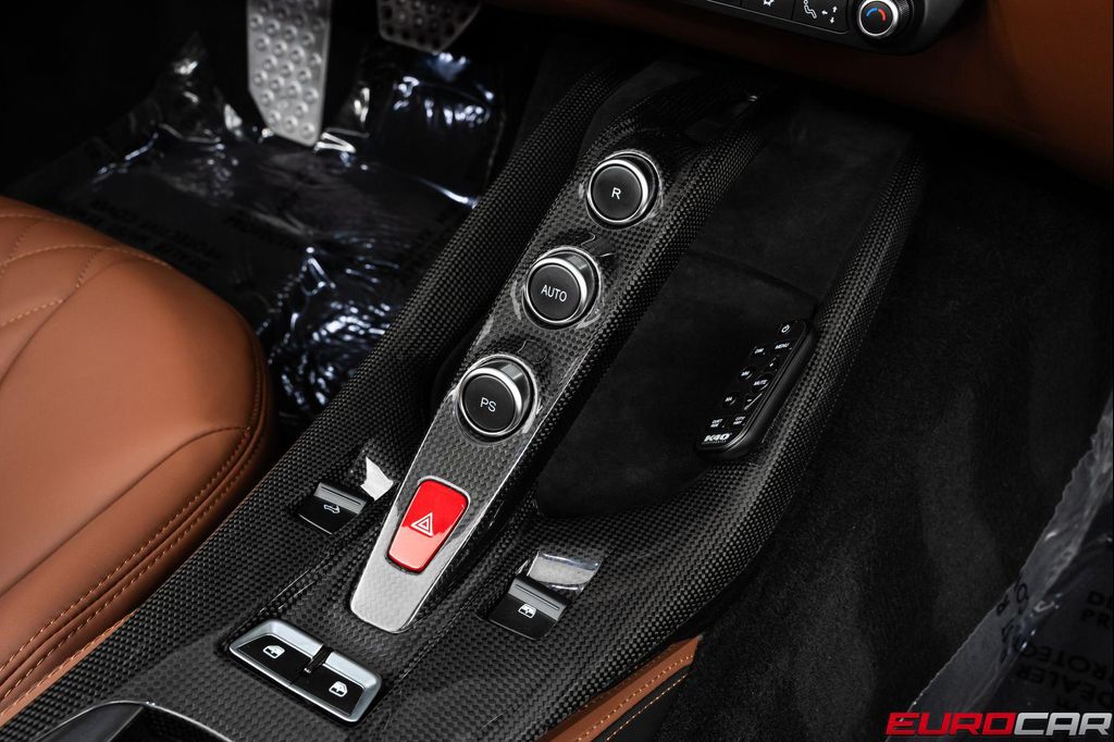 2023 Ferrari 812 GTS BASE — миниатюра 38