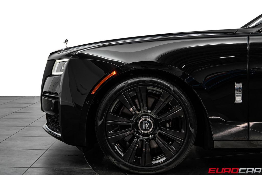 2021 ROLLS-ROYCE GHOST — миниатюра 15