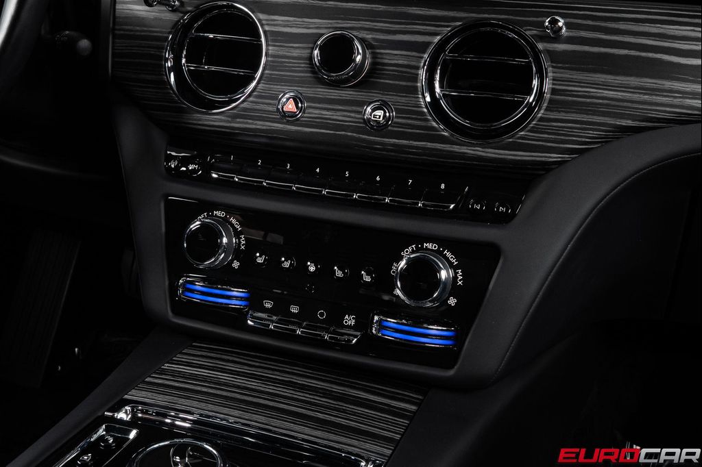 2021 ROLLS-ROYCE GHOST — миниатюра 30