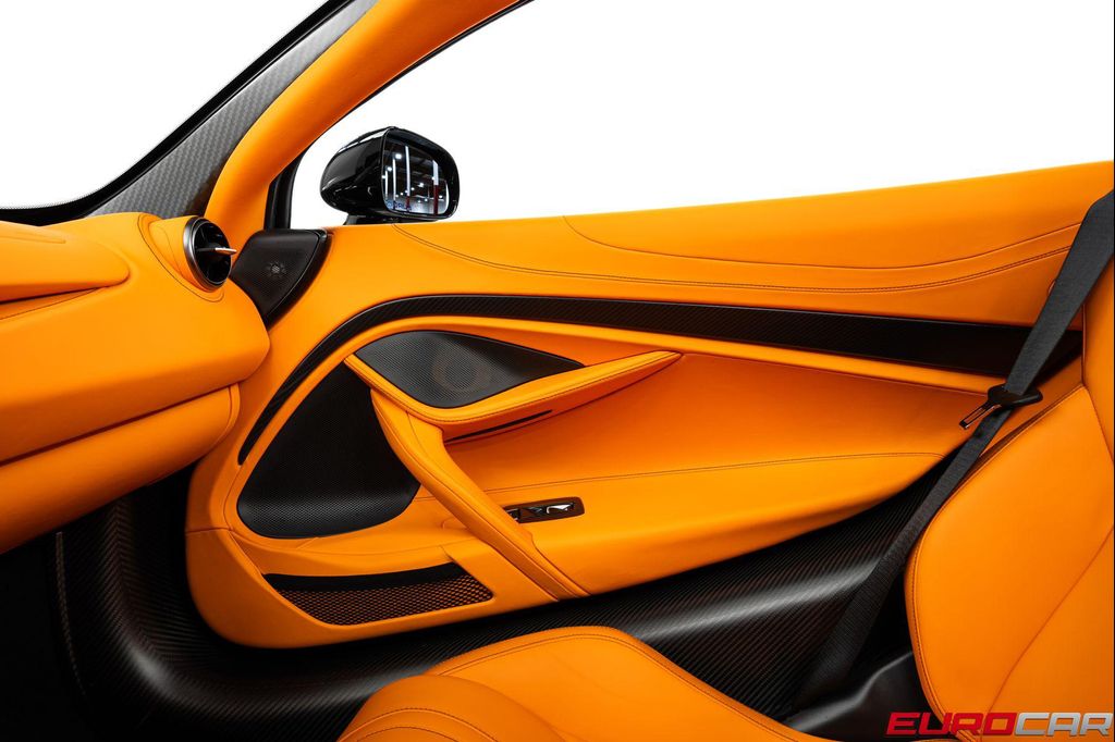 صورة مصغرة 28 لـ 2022 Mclaren 765LT SPIDER