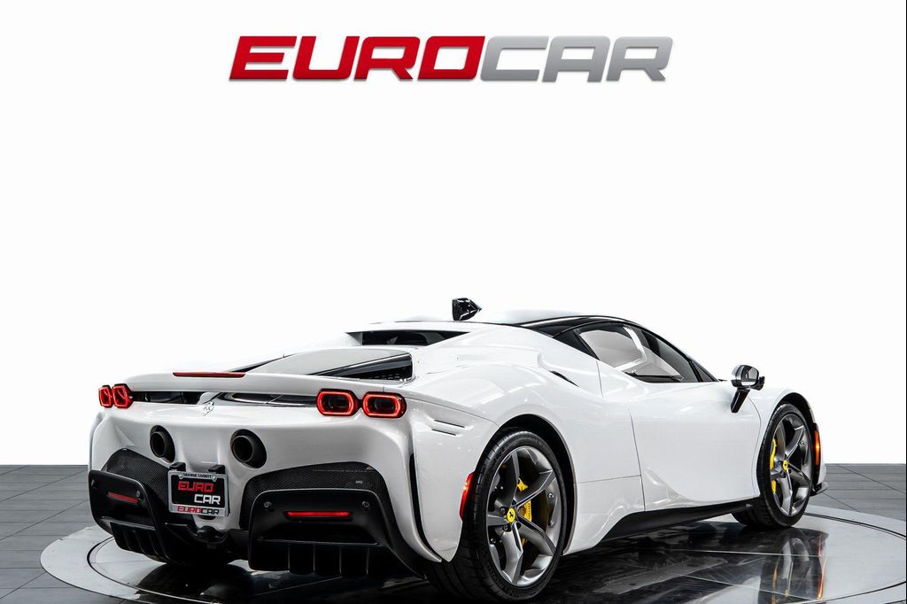 2022 FERRARI SF90 STRADALE STRADALE — фото 5
