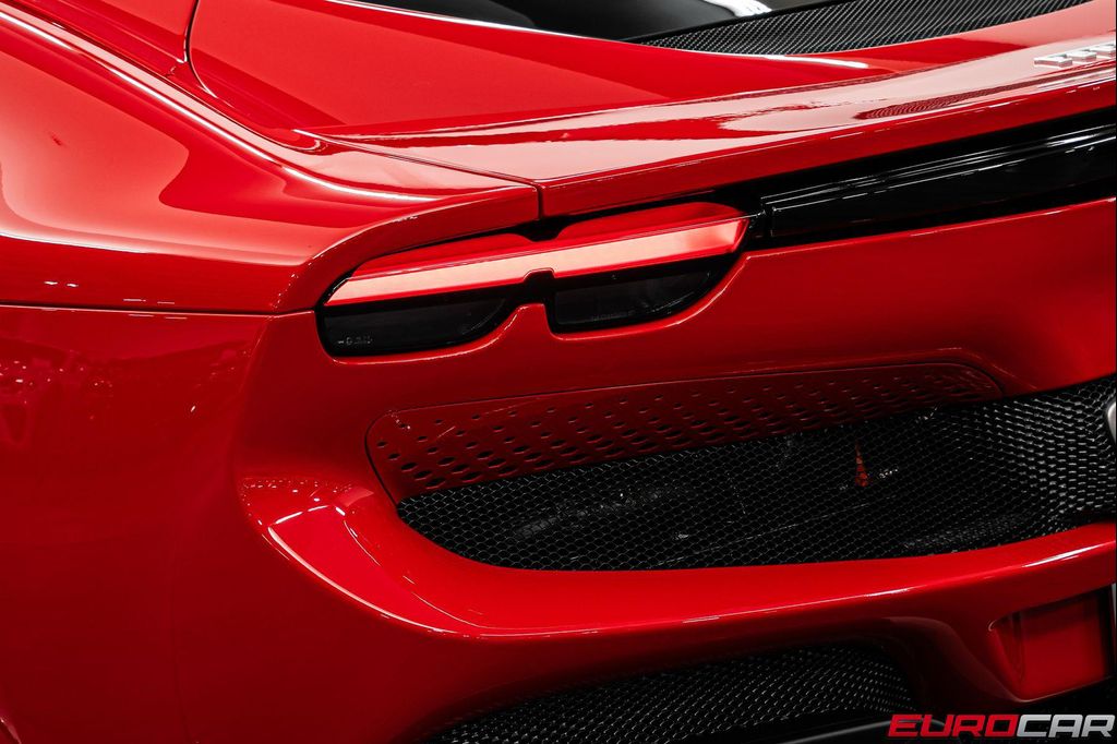 2023 Ferrari 296 GTB BASE 缩略图 20