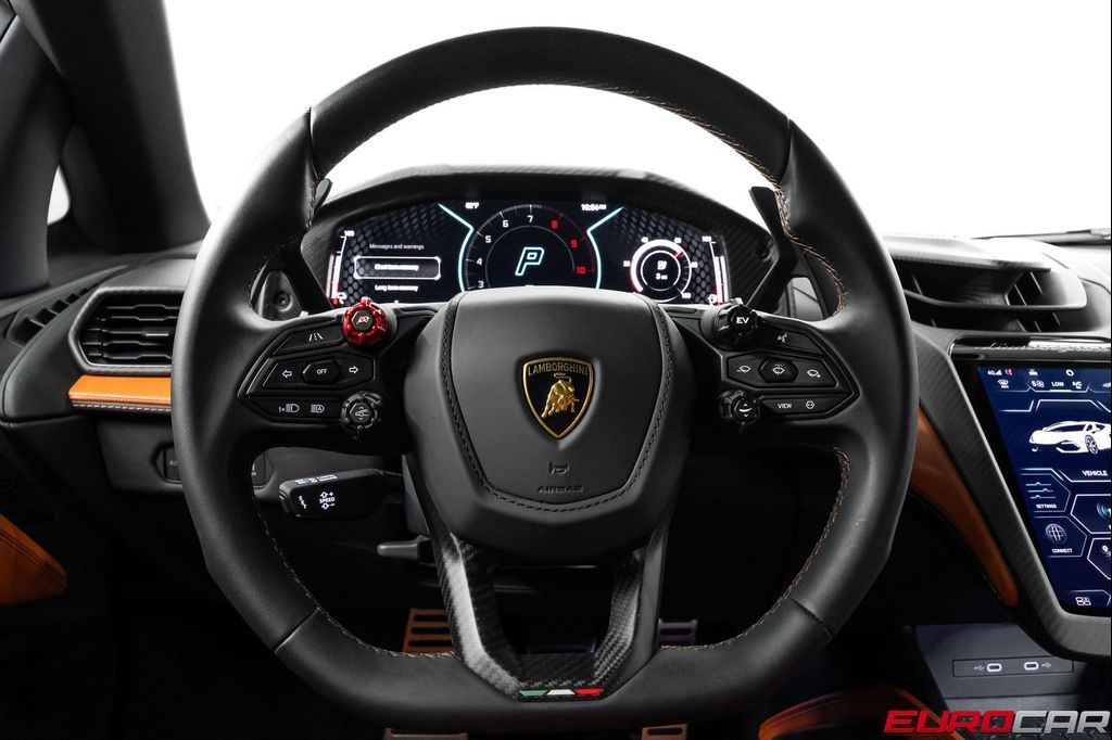 2025 Lamborghini REVUELTO BASE — миниатюра 37