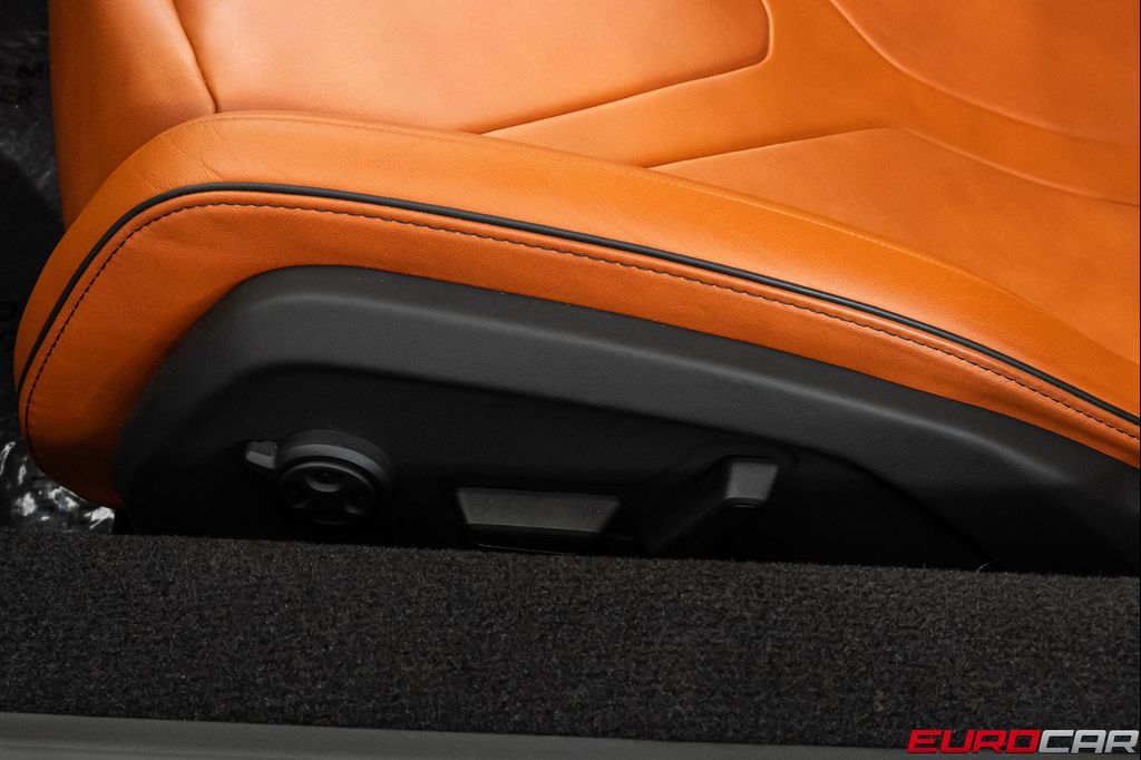 2025 Lamborghini REVUELTO BASE — миниатюра 52