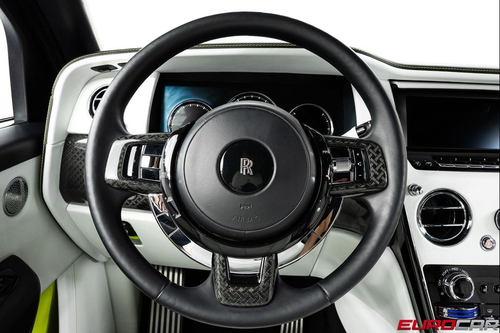 2021 ROLLS-ROYCE CULLINAN — миниатюра 31