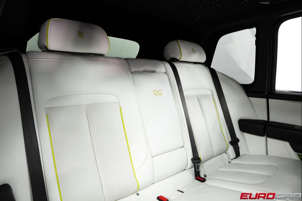 2021 ROLLS-ROYCE CULLINAN — миниатюра 41