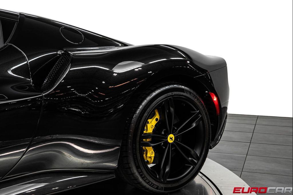 صورة مصغرة 19 لـ 2024 Ferrari 296 GTB BASE