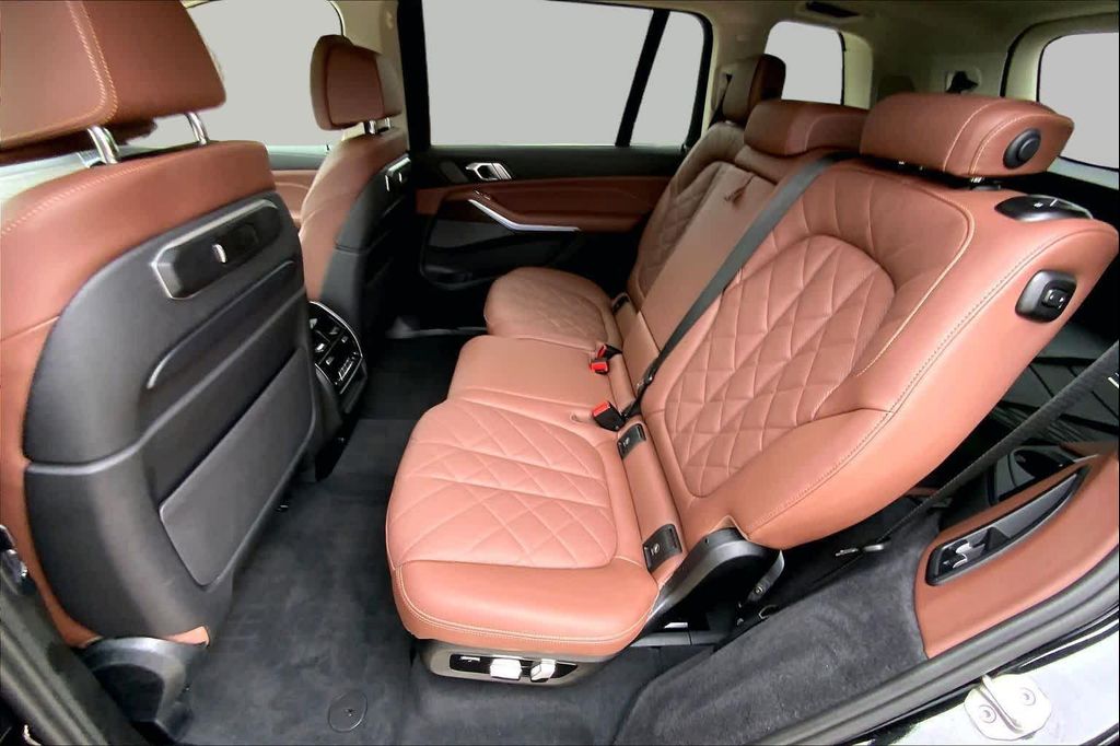 2024 BMW X7 XDRIVE40I 缩略图 21