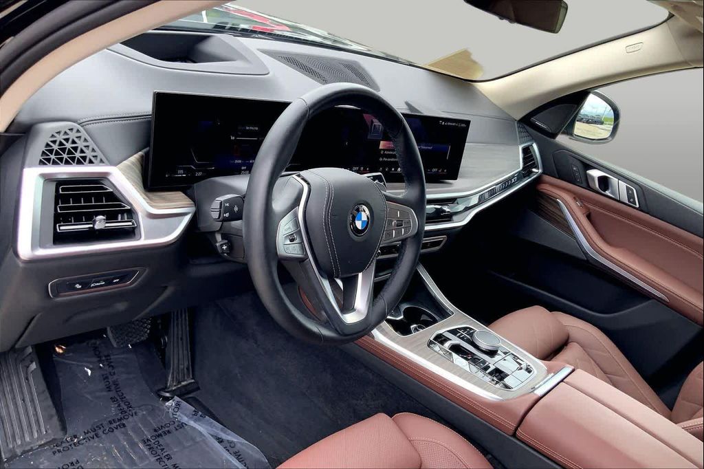 2024 BMW X7 XDRIVE40I 缩略图 18