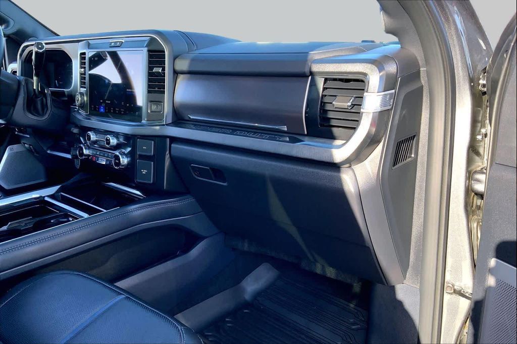 2026 FORD F-250 PLATINUM — миниатюра 27