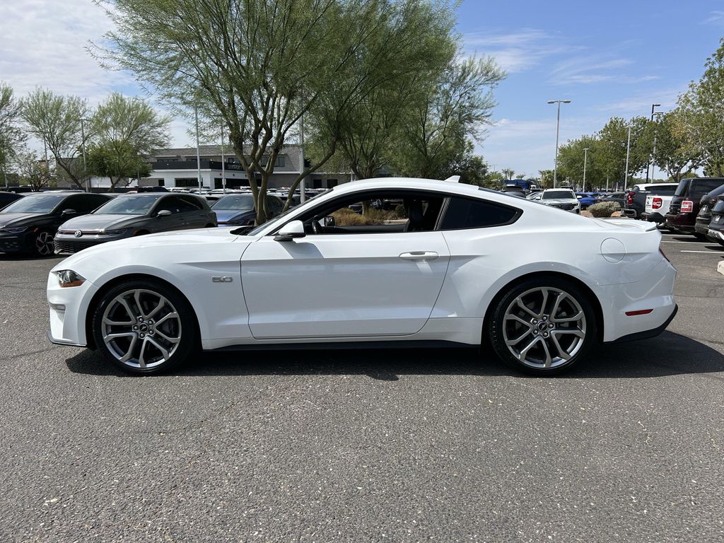 2022 FORD MUSTANG GT PREMIUM — фото 2
