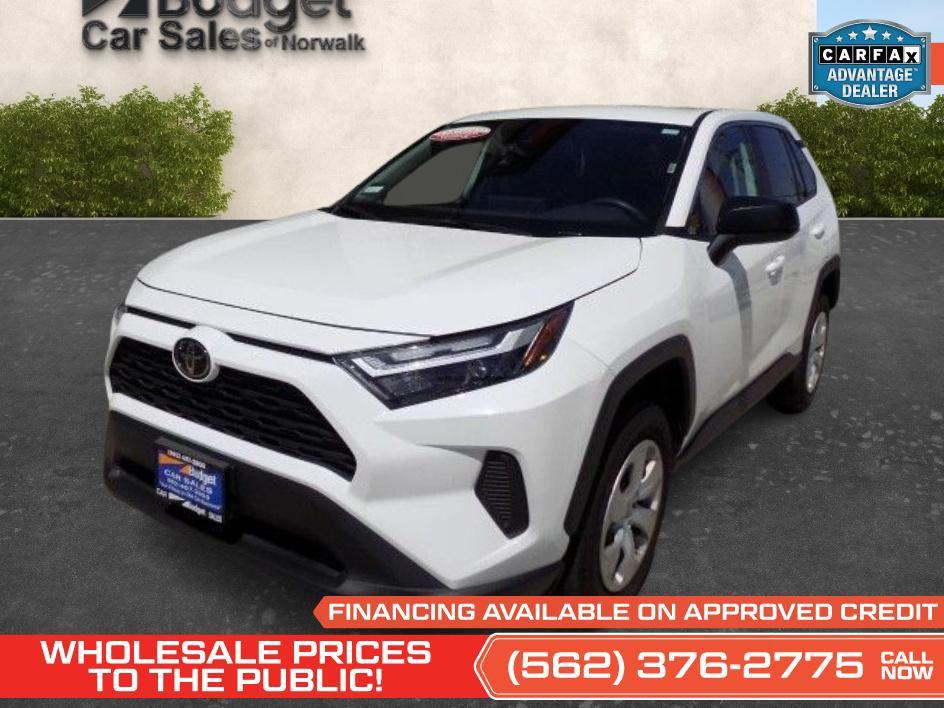صورة 4 لـ 2025 Toyota RAV4 LE